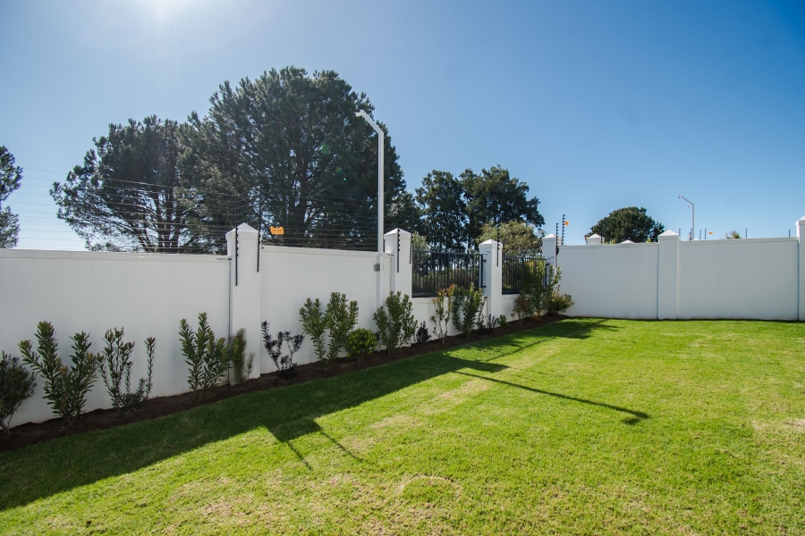 3 Bedroom Property for Sale in Helderberg Village Western Cape
